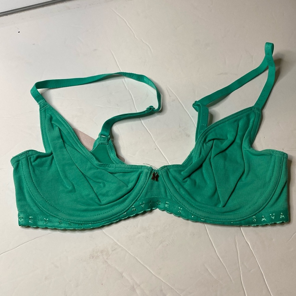 New savage X Fenty green bra size 32C